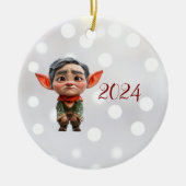 疲れたパパクリスマス小妖精や小人セラミックオーナメント セラミックオーナメント (正面)