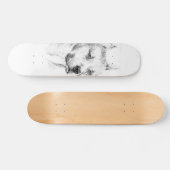 疲れ切ったピットブルのスケートボード スケートボード (横)