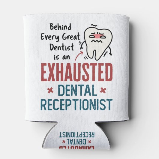 疲れ果てた歯科受付おもしろいフロント 缶クーラー (裏面)