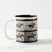 疾走する馬のジョッキーは、「Animaからの627をめっきします ツートーンマグカップ (左)