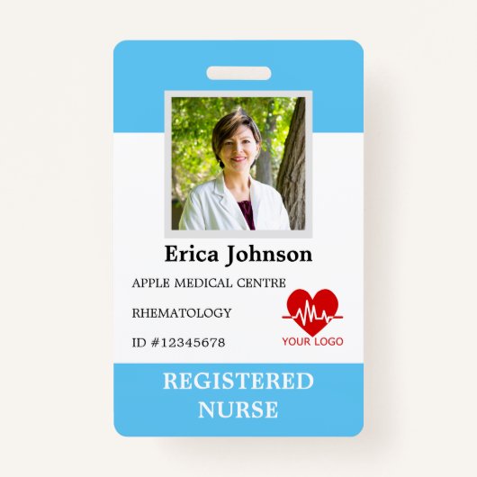 病カスタム院ナース社員のロゴと写真ID バッジ (正面)