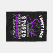 病気に見えないで – あなたは愚かに見えない – Fibromya フリースブランケット (正面(横))