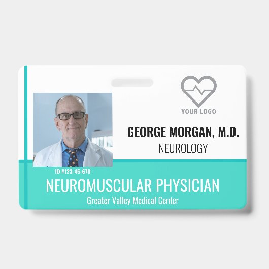 病院従業員の写真IDバッジ(バーコード付き) バッジ (正面)