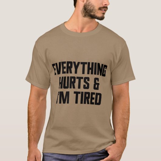 痛いし疲れた!面白いジムウェア Tシャツ (正面)