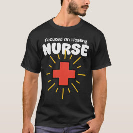 癒しに集中する看護師 Tシャツ