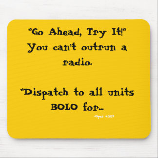発送のマウスパッド"ラジオを追い越すことができません。" マウスパッド