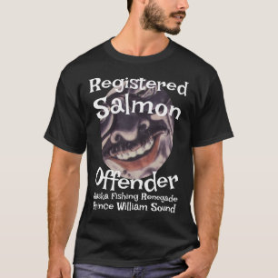 登録済みサーモン違反者アラスカ釣りソケット Tシャツ