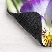 白いおよび紫色のビオラのマウスパッド マウスパッド (コーナー)