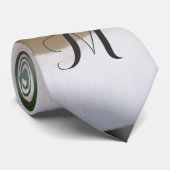 白いかわいらしバラの花モノグラムのドレスのネクタイ。 ネクタイ (ロール)