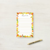 白いものの紅葉が並ぶ ポストイット (デスク上)