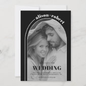 白いアーチと写真ブラックのミニマルな結婚式 招待状 (正面)