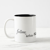 白いウサギのマグを後を追って下さい ツートーンマグカップ (左)