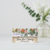 白いエレガントテーブルクロスのフローラセンターピース 名刺 (スタンド正面)