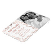 白いエレガントバラの金ゴールドフローラ日付の保存 マグネット (左側)