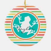 白いカエル;明るい虹のストライプ セラミックオーナメント (裏面)