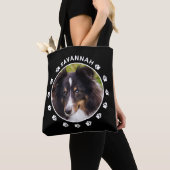 白いカスタム足と名前を持つペット写真テンプレート トートバッグ (クローズアップ)