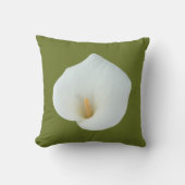 白いカラユリの花の裏庭の庭の写真 クッション (正面)