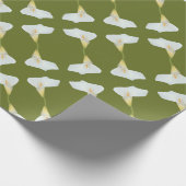 白いカラユリの花の裏庭の庭の写真 ラッピングペーパー (角)