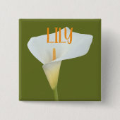 白いカラユリの花の裏庭の庭の写真 缶バッジ (正面)