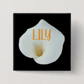 白いカラユリの花の裏庭の庭の写真 缶バッジ (正面)