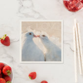 白いキスをする鳩 – 愛のカスタマイズ可能 スタンダードカクテルナプキン (インサイチュ)