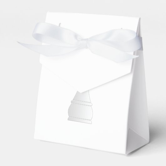 白いクイーンチェスの駒 フェイバーボックス (正面サイド)