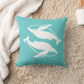 白いクジラ ティールブルーの枕 クッション (ブランケット)