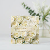 白いクリーム色のバラ 結婚記念日招待状 招待状 (スタンド正面)