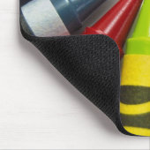 白いクレヨンの半分の円 マウスパッド (コーナー)