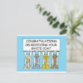 白いコートを受け取ったおめでとう ポストカード (スタンド正面)