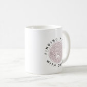 白いコーヒーで私の道を見つける コーヒーマグカップ (正面右)