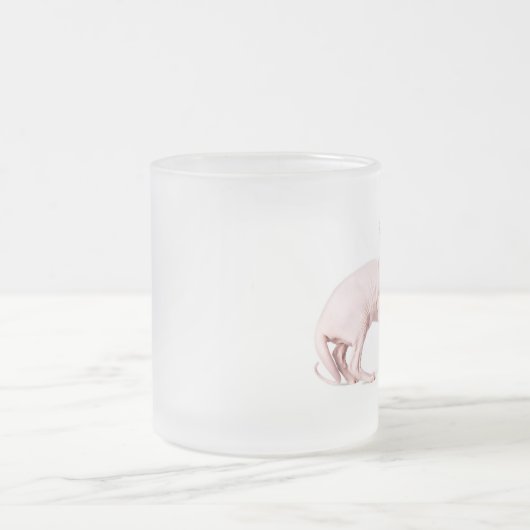 白いスフィンクスの猫のかすり付きマグカップ フロストグラスマグカップ (中央)