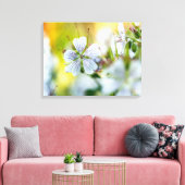 白いゼラニウムの花が咲く夏の情景写真 キャンバスプリント (インサイチュ (リビング))