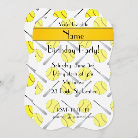 白いソフトボールパーソナライズされたパターンを名前付ける 招待状 (正面/裏面)