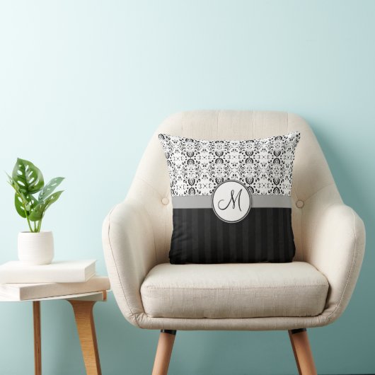 白いダマスク織の黒はモノグラムと縞で飾り、 クッション (椅子)