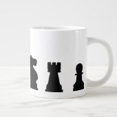 白いチェスの駒 ジャンボコーヒーマグカップ (右)