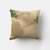 白いチューリップの装飾用クッション クッション (裏面)