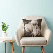 白いチューリップフラワーセピアブラック背景フローラ クッション (椅子)