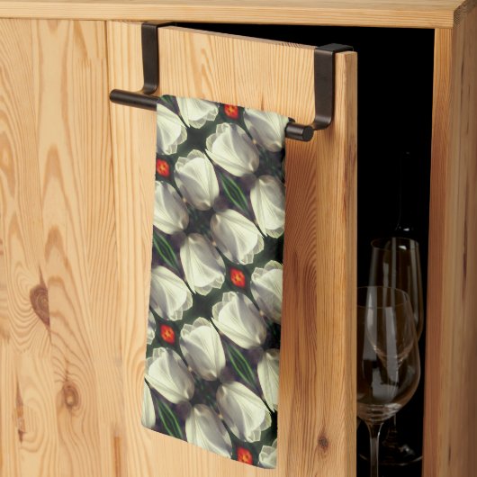 白いチューリップ花の抽象芸術模様 キッチンタオル (三つ折り)