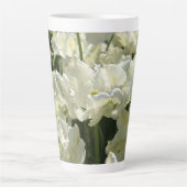 白いチューリップ カフェラテマグ (正面)