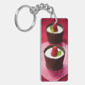 白いチョコレート・ムースのデザート キーホルダー (正面左)