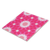 白いデイジーとピンクの背景パターン上の星 タイル (側面)