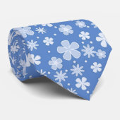 白いデイジーと青の点 ネクタイ (ロール)