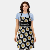 白いデイジーの黒いエプパーソナライズされたロン エプロン (着用した状態)