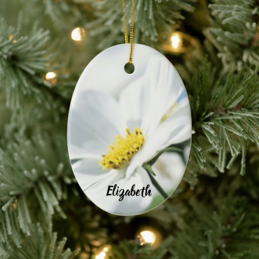 白いデイジー パーソナライズされた セラミックオーナメント (ツリー)