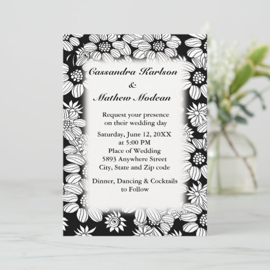 白いデイジー(黒い背景結婚付き) 招待状 (スタンド正面)