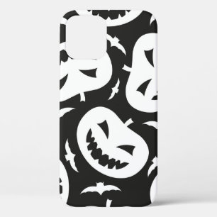 白いハロウィーン用のカボチャとこうもりは、黒に孤立している iPhone 12ケース