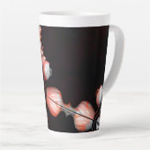 「白いハートは太陽から黒い」 カフェラテマグ (右アングル)