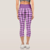 白いハートを持つブラックとピンク市松模様にのプライド カプリレギンス (裏面)