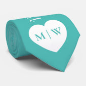 白いハートカスタムイニシャル名結婚のオンティール(緑がかった色) ネクタイ (ロール)